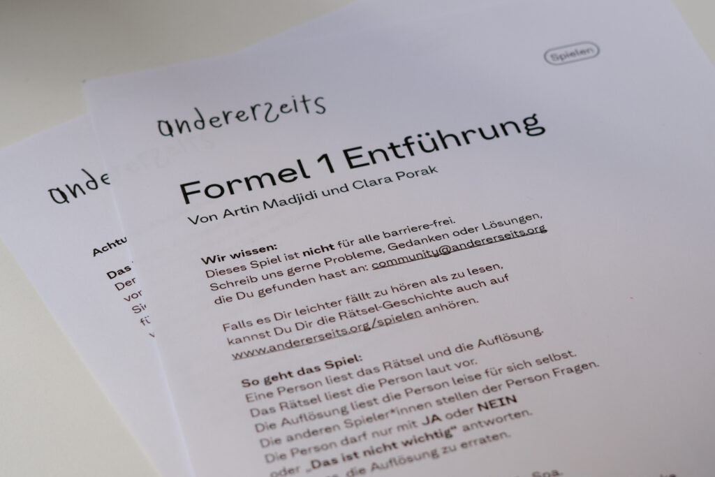 Ein Zettel mit der Aufschrift: Formel1 Entführung. Darunter steht eine Anleitung
