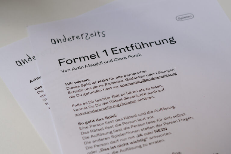 Ein Zettel mit der Aufschrift: Formel1 Entführung. Darunter steht eine Anleitung